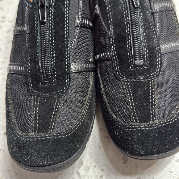 NATURALIZER 'ACORN' BLACK SUEDE & LEATHER LEATHER ZIP-UP FLATS, SIZE 9 comfort - Picture 4 of 6